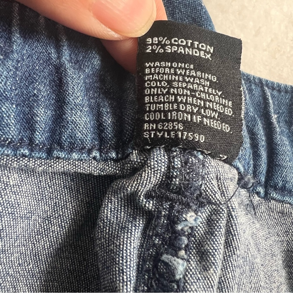 Ripped Knee Denim Leggings - Picture 12 of 13